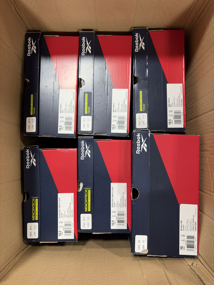 Paquete de 24 Tenis Reebok — Productos de alta rotación en tu paquete