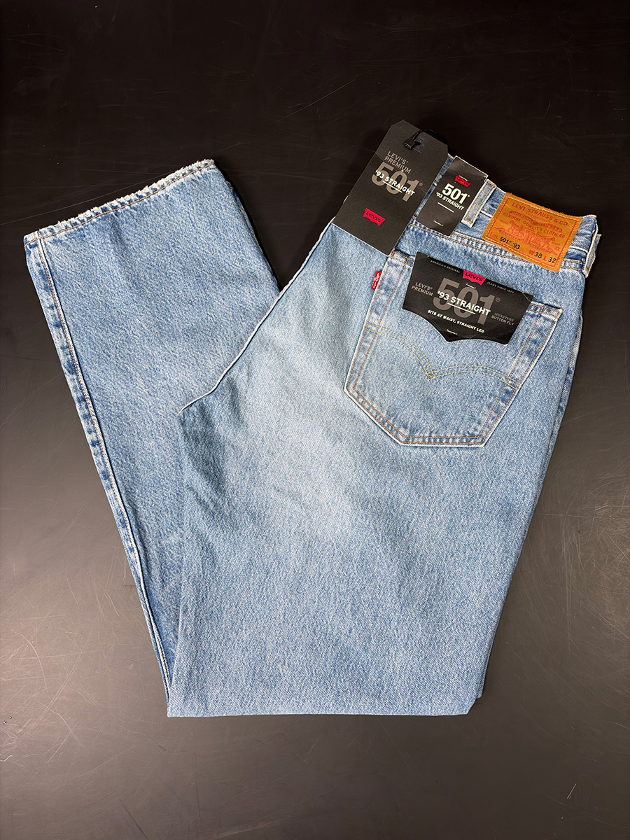 Paquete de 40 Jeans LEVIS — Productos de alta rotación en tu paquete