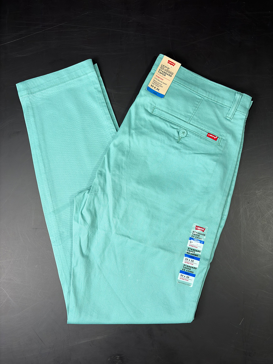 Paquete de 40 Jeans LEVIS — Productos de alta rotación en tu paquete