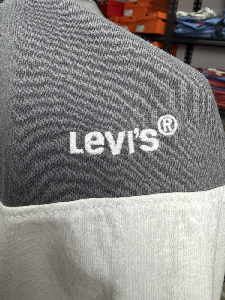 Paquete Mix de 40 pzas LEVIS — Cada detalle, a la vista